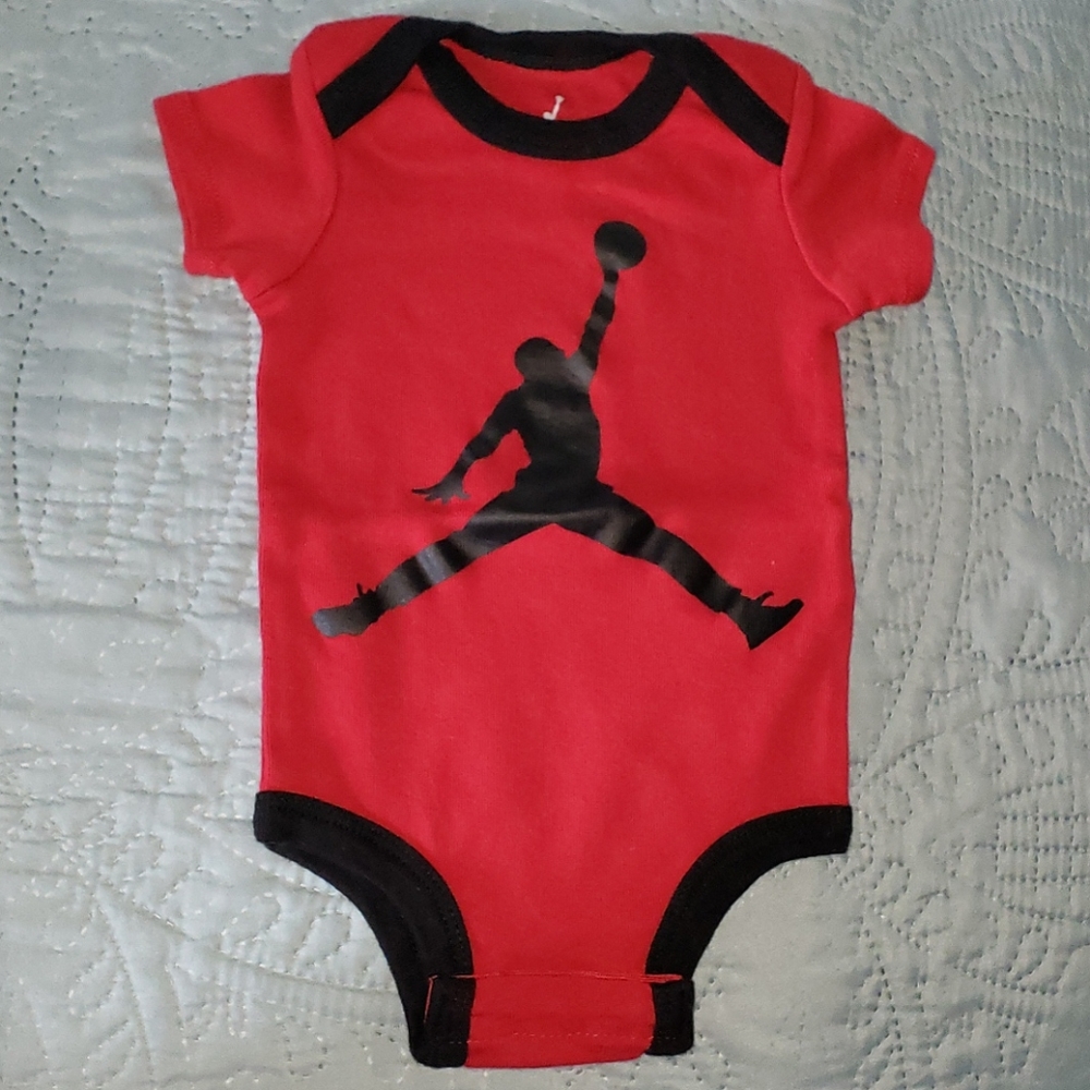 Jordan Bundle - Picture 3 of 4